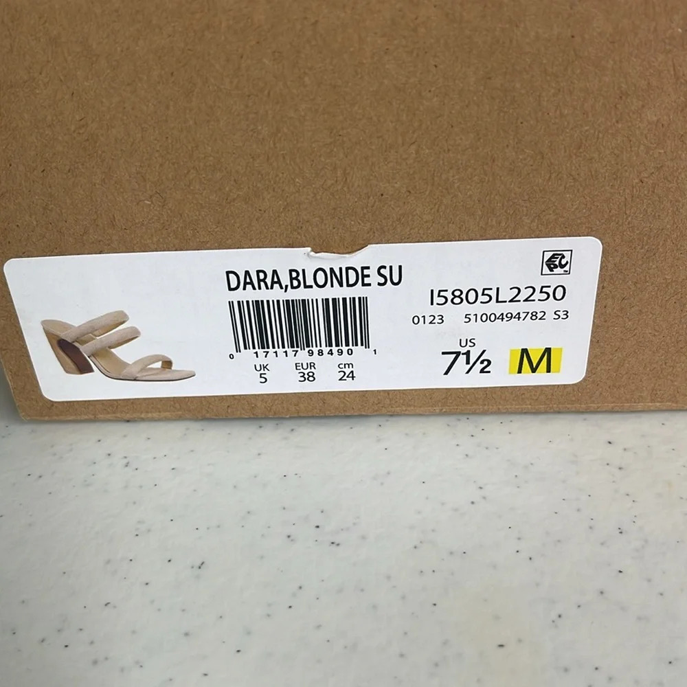 Vince
Women's Dara Slip On Strappy High Heel Sandals Sz 7.5 - Picture 13 of 13